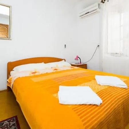 Lägenhet Kisic - Triple With Shared Bathroom Dubrovnik